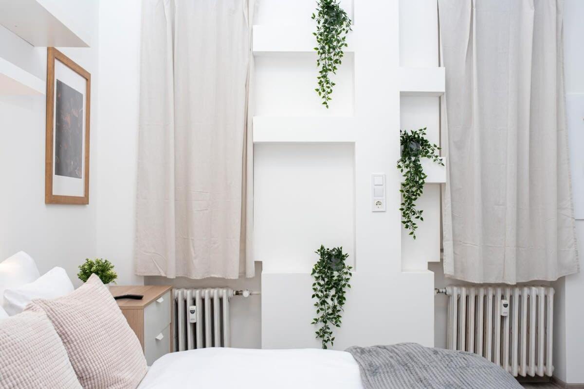 Extra Central - New - Charming Studio Budapest Exterior foto